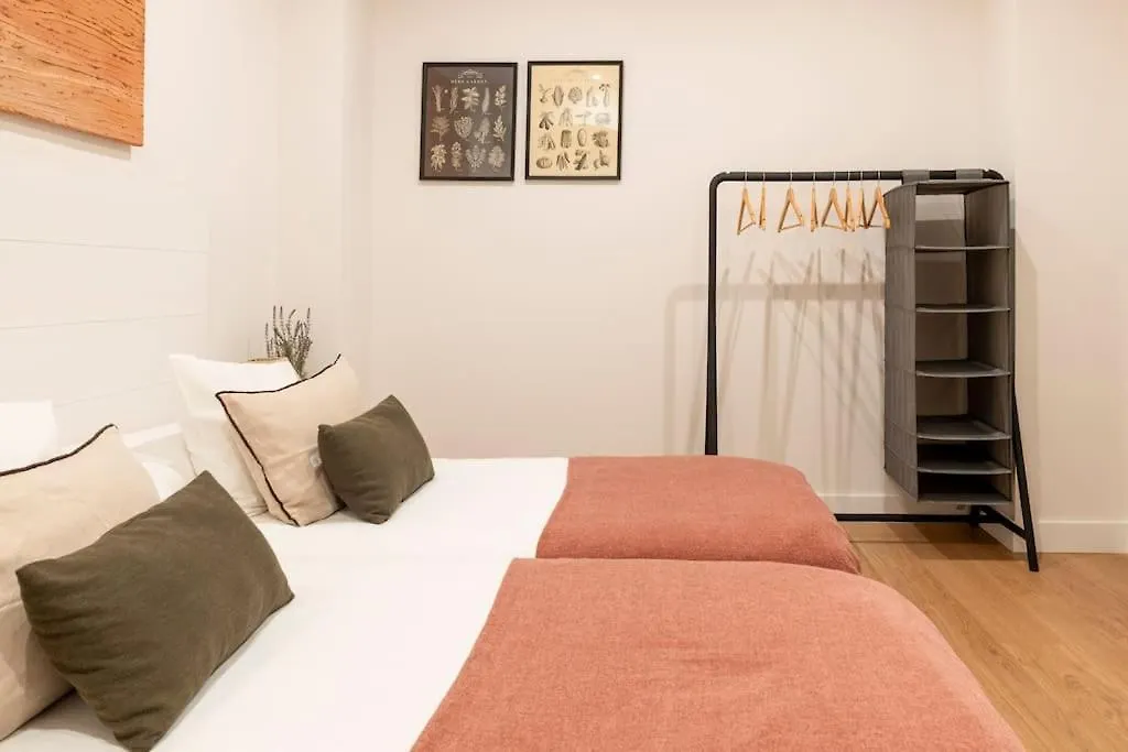 Ot Residence 5 Bedrooms 4 Bathrooms Luxury Apartment In Old Town Bilbao
