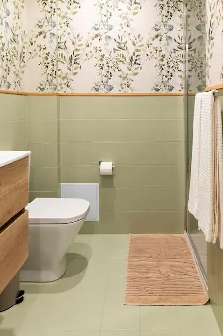 Ot Residence 5 Bedrooms 4 Bathrooms Luxury Apartment In Old Town Bilbao