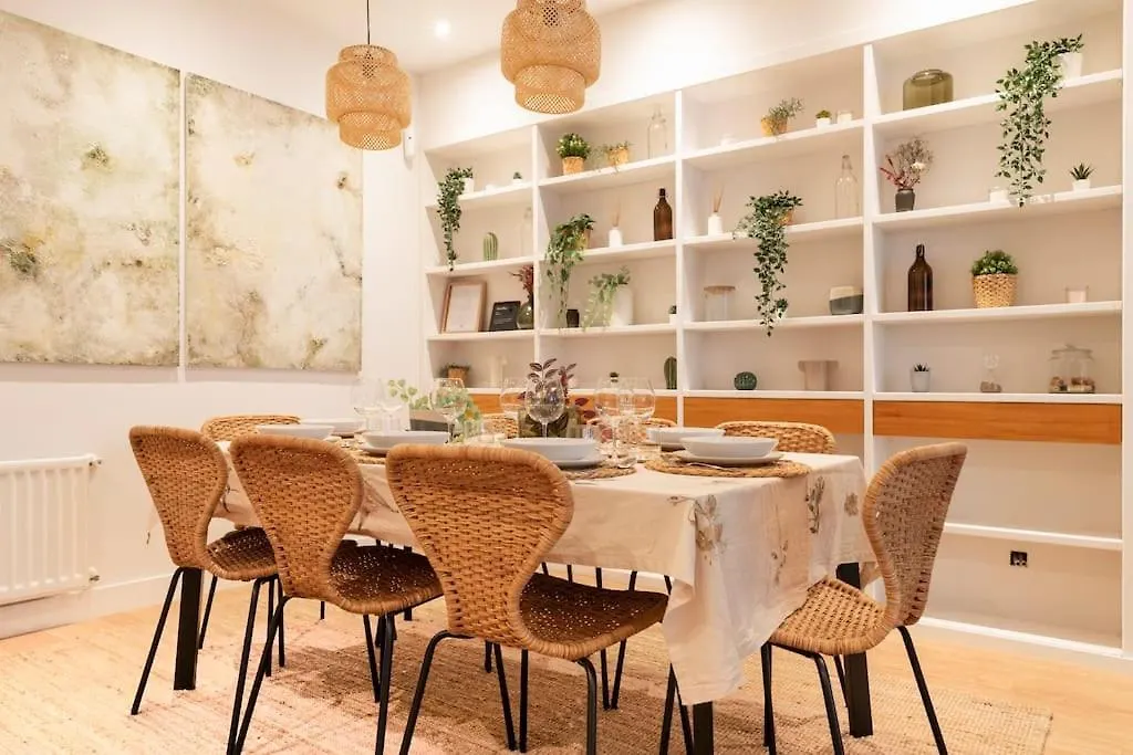 Ot Residence 5 Bedrooms 4 Bathrooms Luxury Apartment In Old Town Bilbao Spain