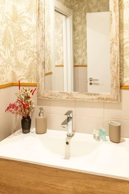 Ot Residence 5 Bedrooms 4 Bathrooms Luxury Apartment In Old Town Bilbao Spain